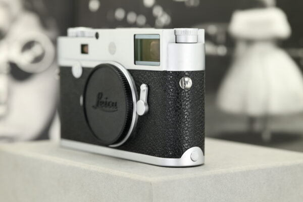 [EXC++] LEICA M10P silver fullbox - Image 4