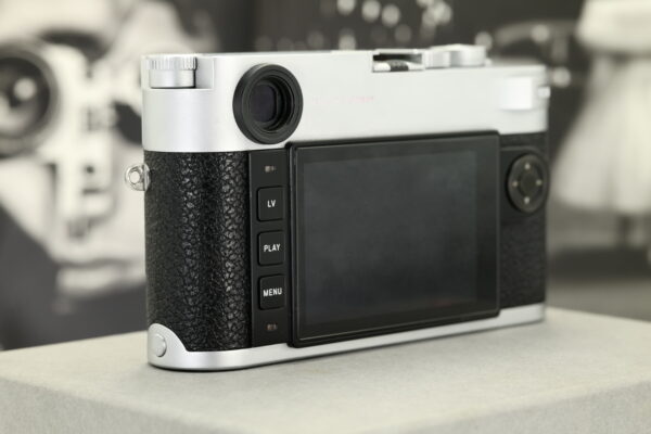 [EXC++] LEICA M10P silver fullbox - Image 7