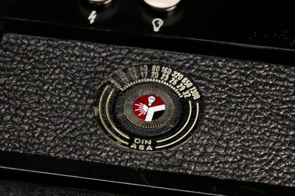 LEICA M2 ORIGINAL BLACK PAINT - Image 25