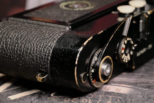 LEICA M2 ORIGINAL BLACK PAINT - Image 24