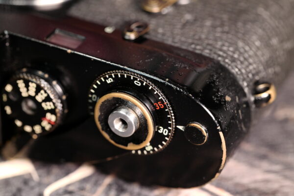 LEICA M2 ORIGINAL BLACK PAINT - Image 15