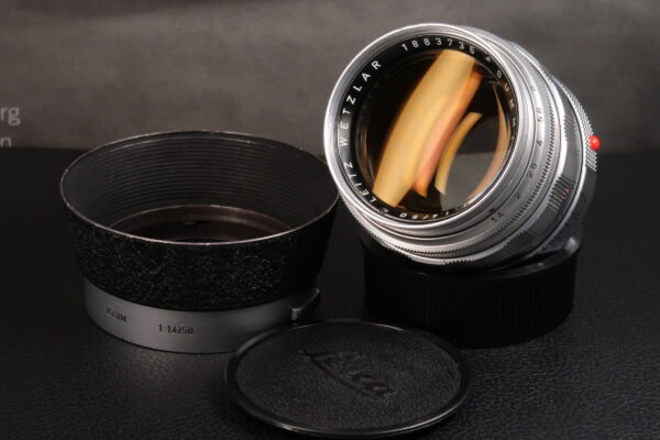 [MINT-] SUMMILUX 50 F1.4 2nd in 1st body