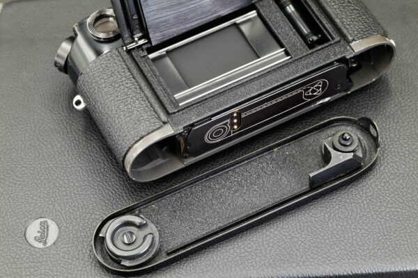 LEICA M4 - MOT original Black Paint - Image 7
