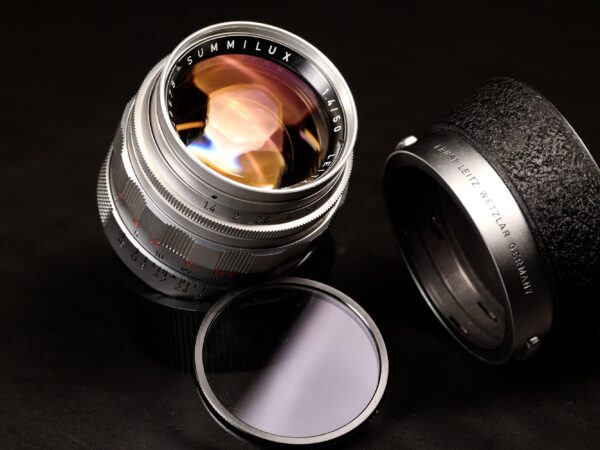 [MINT - ] Summilux 50 F1.4 V2 in V1 body silver chrome - Cla recently